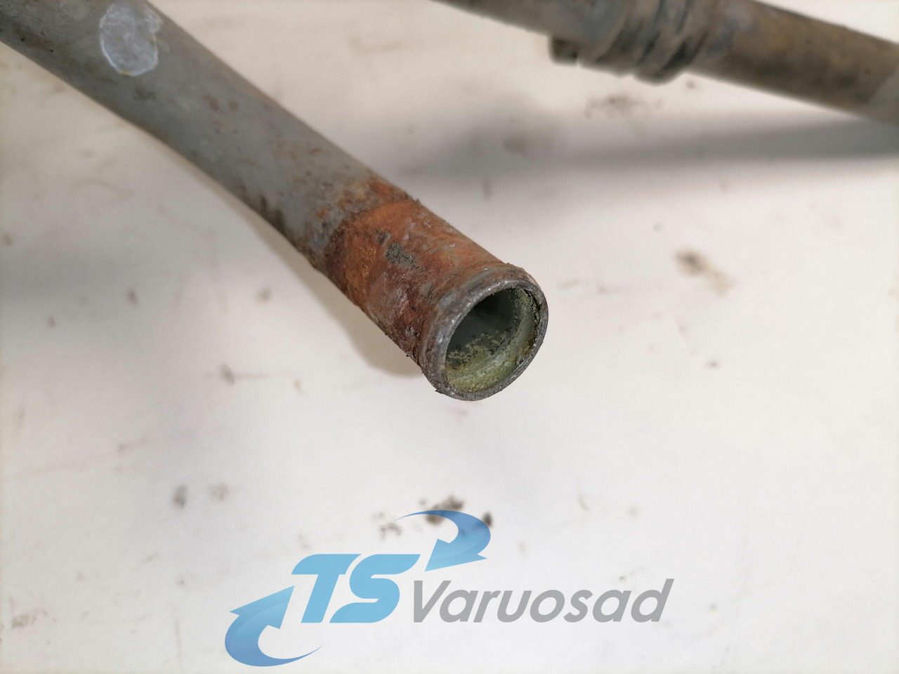 Volvo Salongisoojendus torud 21924629 - 난방/ 환기 트럭 용 : 사진 2 Volvo Salongisoojendus torud 21924629 - 난방/ 환기 트럭 용 : 사진 2