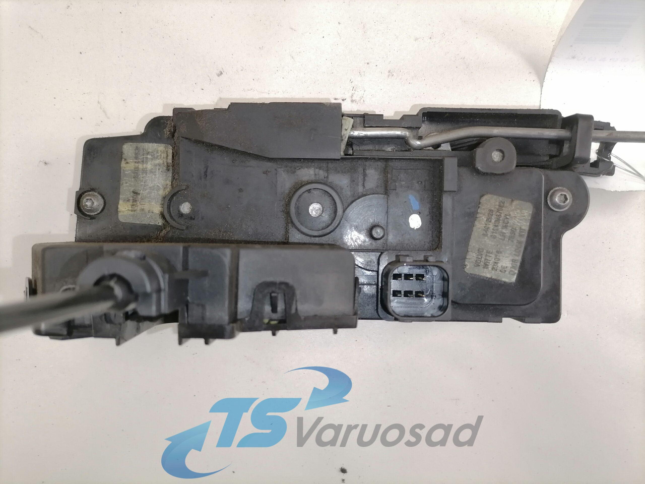 Volvo Ukselukk, vasak 21884395 - 도어 및 부품 트럭 용 : 사진 2 Volvo Ukselukk, vasak 21884395 - 도어 및 부품 트럭 용 : 사진 2