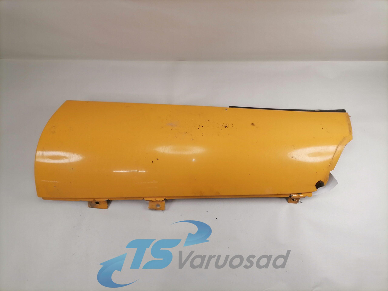 Volvo Volvo kabiini nurgapõsk, parem 20379176 - 그릴 트럭 용 : 사진 1 Volvo Volvo kabiini nurgapõsk, parem 20379176 - 그릴 트럭 용 : 사진 1