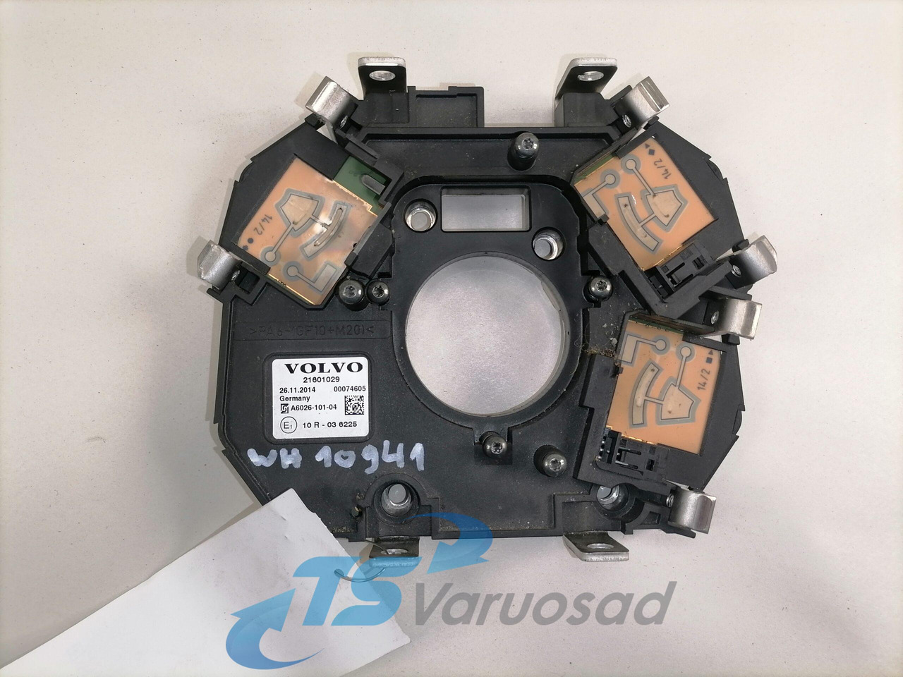 Volvo Volvo rooli lülitite kandur 21601029 - 운전실 트럭 용 : 사진 2 Volvo Volvo rooli lülitite kandur 21601029 - 운전실 트럭 용 : 사진 2
