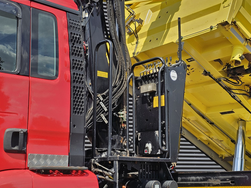 MAN TGS 33.480 6x6 / PALFINGER Z CRANE / 2 SIDE TIPPER - 덤프트럭, 크레인 트럭 : 사진 4 MAN TGS 33.480 6x6 / PALFINGER Z CRANE / 2 SIDE TIPPER - 덤프트럭, 크레인 트럭 : 사진 4