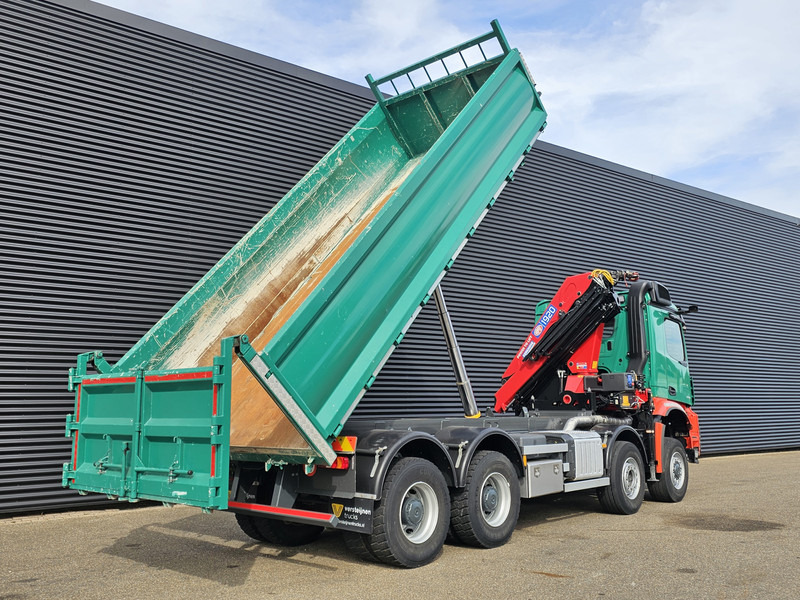 Mercedes-Benz AROCS 4145 / 8X6 / TIPPER + HMF CRANE - 크레인 트럭 : 사진 4 Mercedes-Benz AROCS 4145 / 8X6 / TIPPER + HMF CRANE - 크레인 트럭 : 사진 4