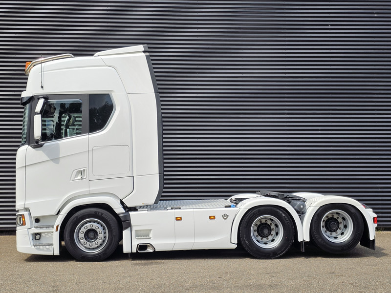 Scania S770 V8 6x2 BOOOGIE / FULL AIR / RETARDER / PARKING COOLER - 트랙터 유닛 : 사진 5 Scania S770 V8 6x2 BOOOGIE / FULL AIR / RETARDER / PARKING COOLER - 트랙터 유닛 : 사진 5