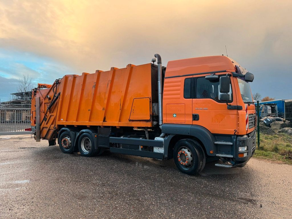 MAN 26.360 6X2 Müllwagen MAN 26.360 6X2 Müllwagen - 쓰레기차 : 사진 1 MAN 26.360 6X2 Müllwagen MAN 26.360 6X2 Müllwagen - 쓰레기차 : 사진 1