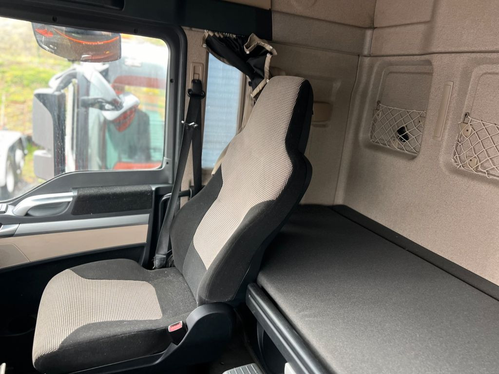 MAN 26.460 6X2 Retarder Klima Navigation guter Zust. - 후크 리프트 트럭 : 사진 5 MAN 26.460 6X2 Retarder Klima Navigation guter Zust. - 후크 리프트 트럭 : 사진 5