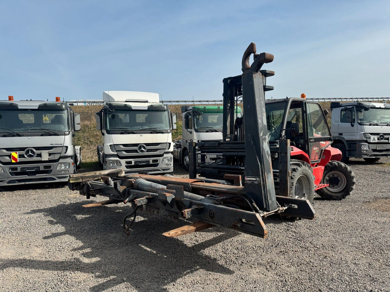 Meiller Abrollaufbau für 6X4 mit 3,90 Radstand - 후크 리프트 트럭 : 사진 3 Meiller Abrollaufbau für 6X4 mit 3,90 Radstand - 후크 리프트 트럭 : 사진 3