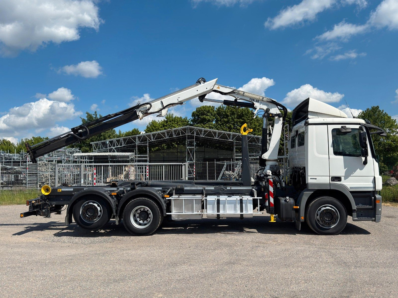 Mercedes-Benz 2541 6x2 ARK Meiller 20.65 | ATLA 120.2E mit 5&6 - 후크 리프트 트럭, 크레인 트럭 : 사진 5 Mercedes-Benz 2541 6x2 ARK Meiller 20.65 | ATLA 120.2E mit 5&6 - 후크 리프트 트럭, 크레인 트럭 : 사진 5