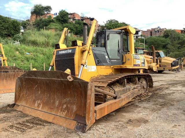 Komatsu D85EX-15 - 불도저 : 사진 1 Komatsu D85EX-15 - 불도저 : 사진 1