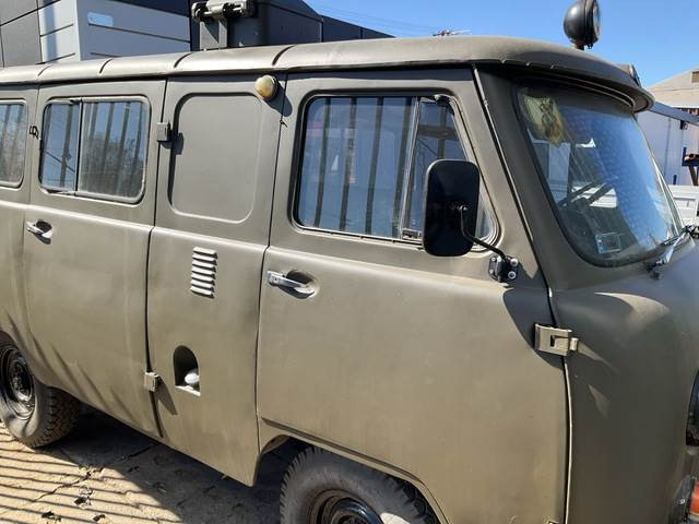 UAZ 452A3 - 패널 밴 : 사진 5 UAZ 452A3 - 패널 밴 : 사진 5