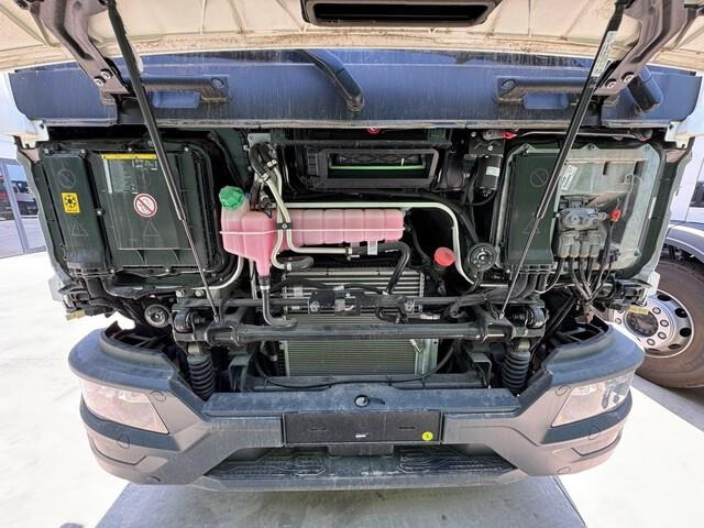 유조트럭 MAN TGM18.250 : 사진 12