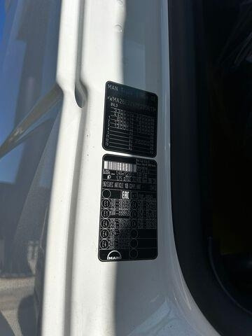 MAN TGS33.400 Jetter - 진공 흡입 트럭 : 사진 5 MAN TGS33.400 Jetter - 진공 흡입 트럭 : 사진 5