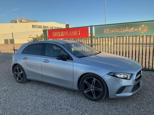 Mercedes-Benz A180d - 차량 : 사진 4 Mercedes-Benz A180d - 차량 : 사진 4
