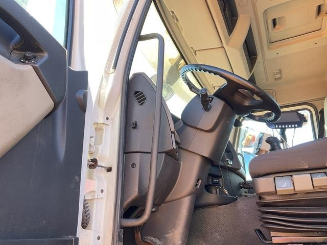 리스 Renault Kerax 430DXI Renault Kerax 430DXI : 사진 16 리스 Renault Kerax 430DXI Renault Kerax 430DXI : 사진 16