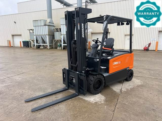 Doosan B35X-7 PLUS - 전기 지게차 : 사진 1 Doosan B35X-7 PLUS - 전기 지게차 : 사진 1