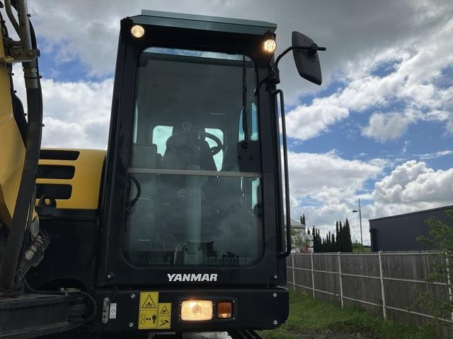 휠 굴삭기 Yanmar B110W : 사진 14