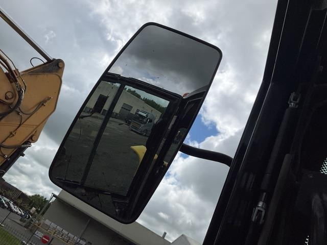 휠 굴삭기 Yanmar B110W : 사진 20