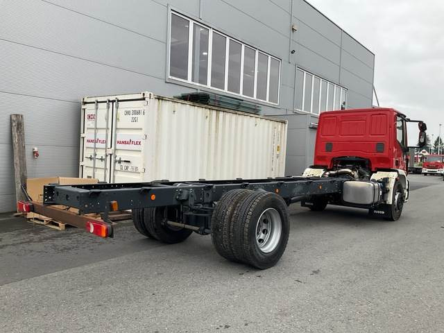 Iveco Eurocargo ML180E32 - 캡 새시 트럭 : 사진 3 Iveco Eurocargo ML180E32 - 캡 새시 트럭 : 사진 3
