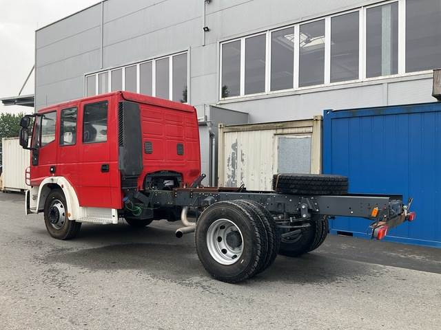 Iveco FF160E30 - 캡 새시 트럭 : 사진 2 Iveco FF160E30 - 캡 새시 트럭 : 사진 2