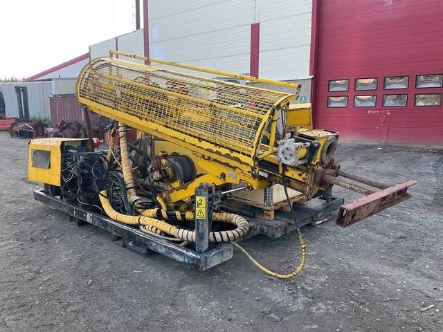 Atlas Copco Diamec U4 - 드릴링 리그 : 사진 4 Atlas Copco Diamec U4 - 드릴링 리그 : 사진 4