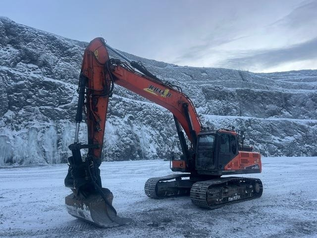 Doosan DX300LC-5 - 크롤러 굴삭기 : 사진 1 Doosan DX300LC-5 - 크롤러 굴삭기 : 사진 1