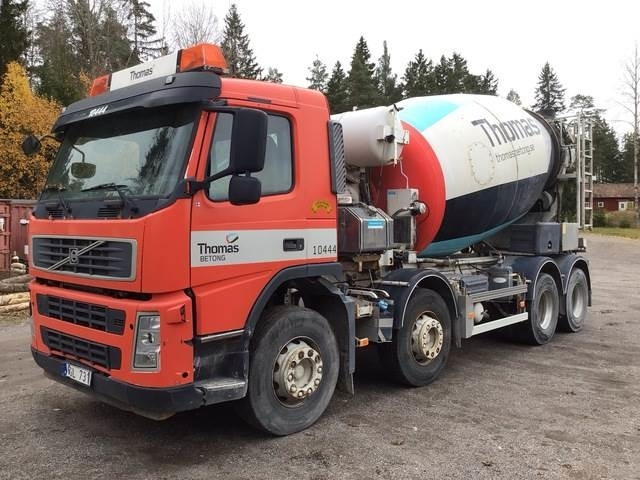 Volvo FM400 - 콘크리트 믹서 트럭 : 사진 1 Volvo FM400 - 콘크리트 믹서 트럭 : 사진 1