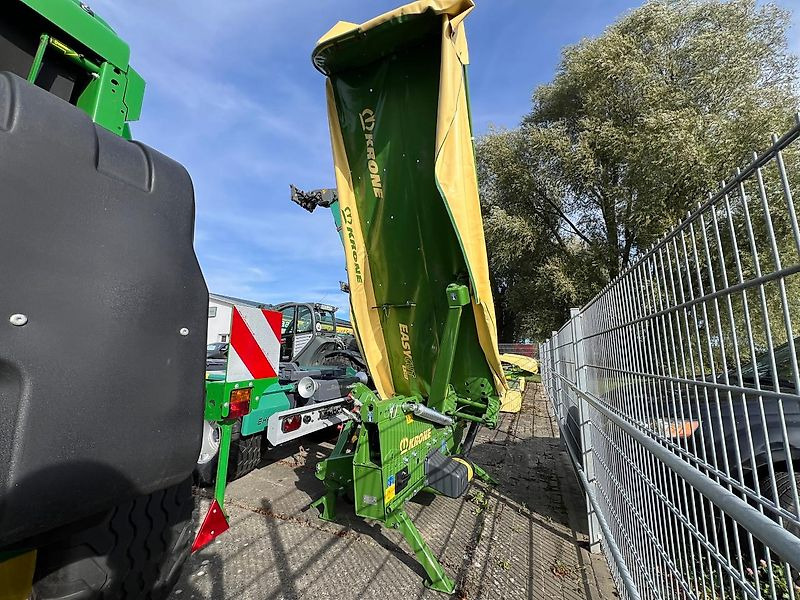 Krone EasyCut R360 - 모어 : 사진 1 Krone EasyCut R360 - 모어 : 사진 1