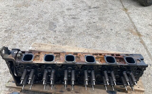 Mercedes-Benz OM 470 - 실린더 헤드 트럭 용 : 사진 1 Mercedes-Benz OM 470 - 실린더 헤드 트럭 용 : 사진 1