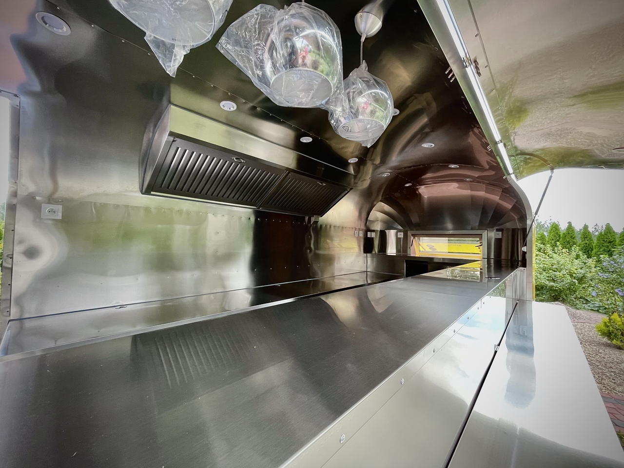 SHINE Summer S BLACK - 자판기 트레일러 : 사진 4 SHINE Summer S BLACK - 자판기 트레일러 : 사진 4