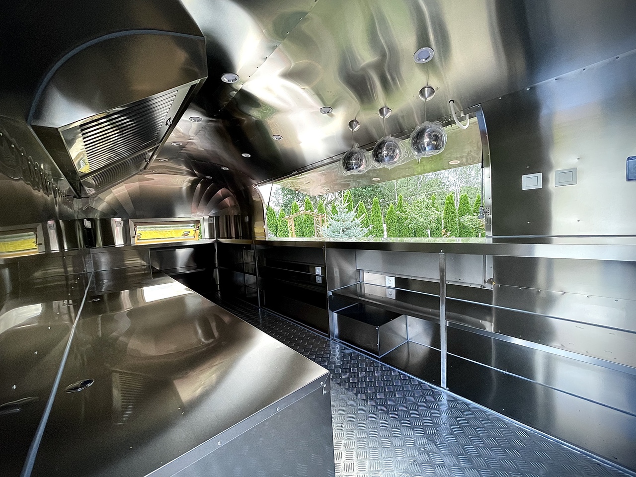 SHINE Summer S BLACK - 자판기 트레일러 : 사진 5 SHINE Summer S BLACK - 자판기 트레일러 : 사진 5