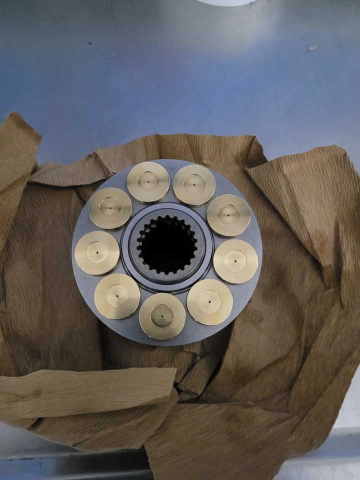 BOSCH / REXROTH R910956007 Rotary group - 유압 건설기계 용 : 사진 1 BOSCH / REXROTH R910956007 Rotary group - 유압 건설기계 용 : 사진 1