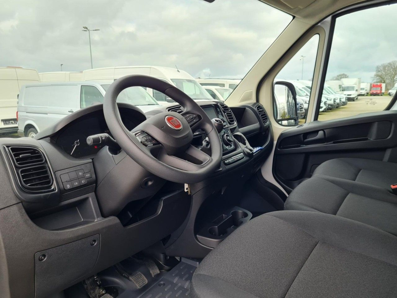 소형 밴 Fiat Ducato 30 Kasten L1H1 KLIMA PDC TEMPOMAT : 사진 7
