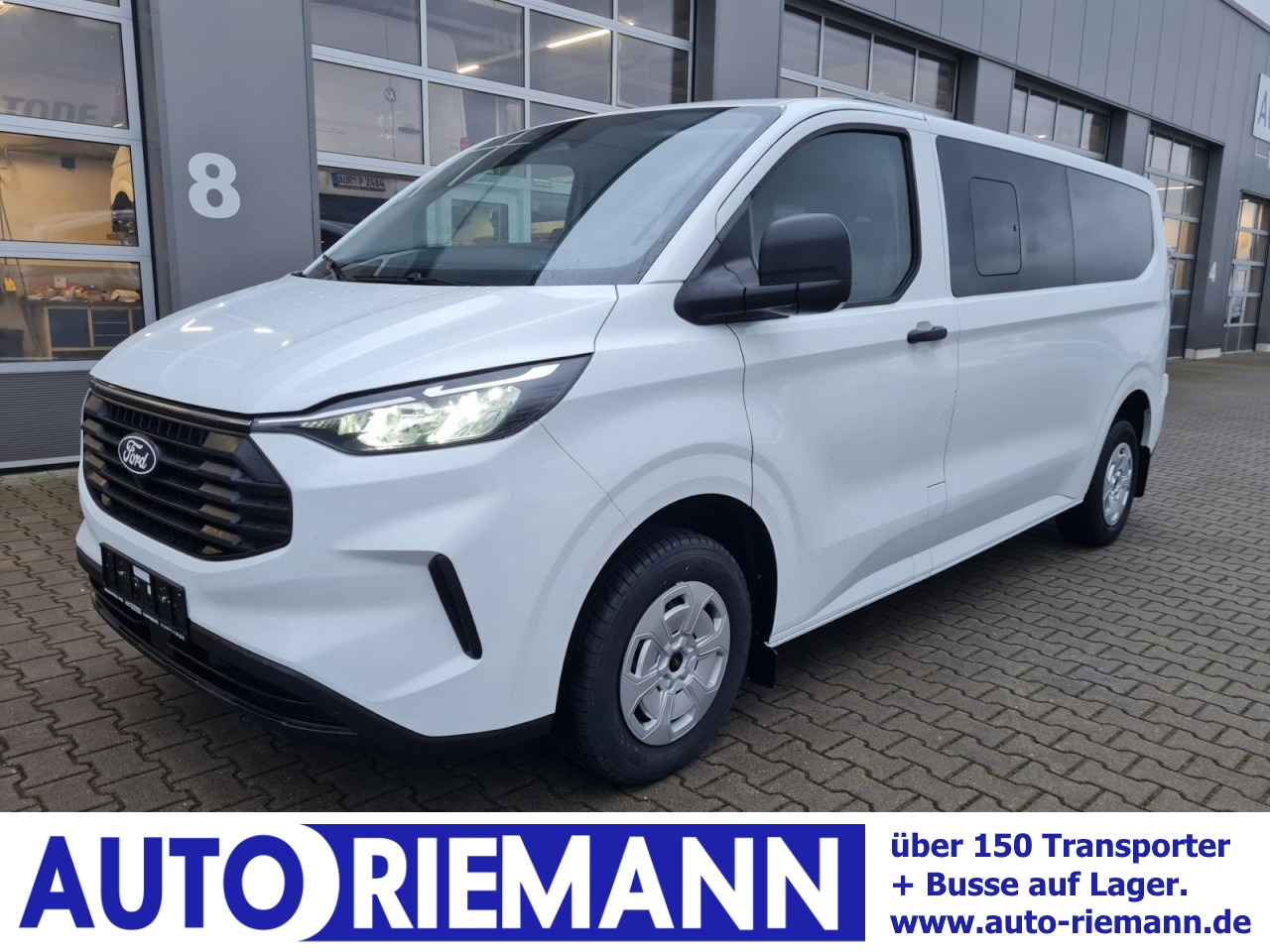 Ford Ford Transit Custom Kombi 320 L2 Trend 9 Sitze KAMERA - 소형 버스, 승합차 : 사진 1 Ford Ford Transit Custom Kombi 320 L2 Trend 9 Sitze KAMERA - 소형 버스, 승합차 : 사진 1