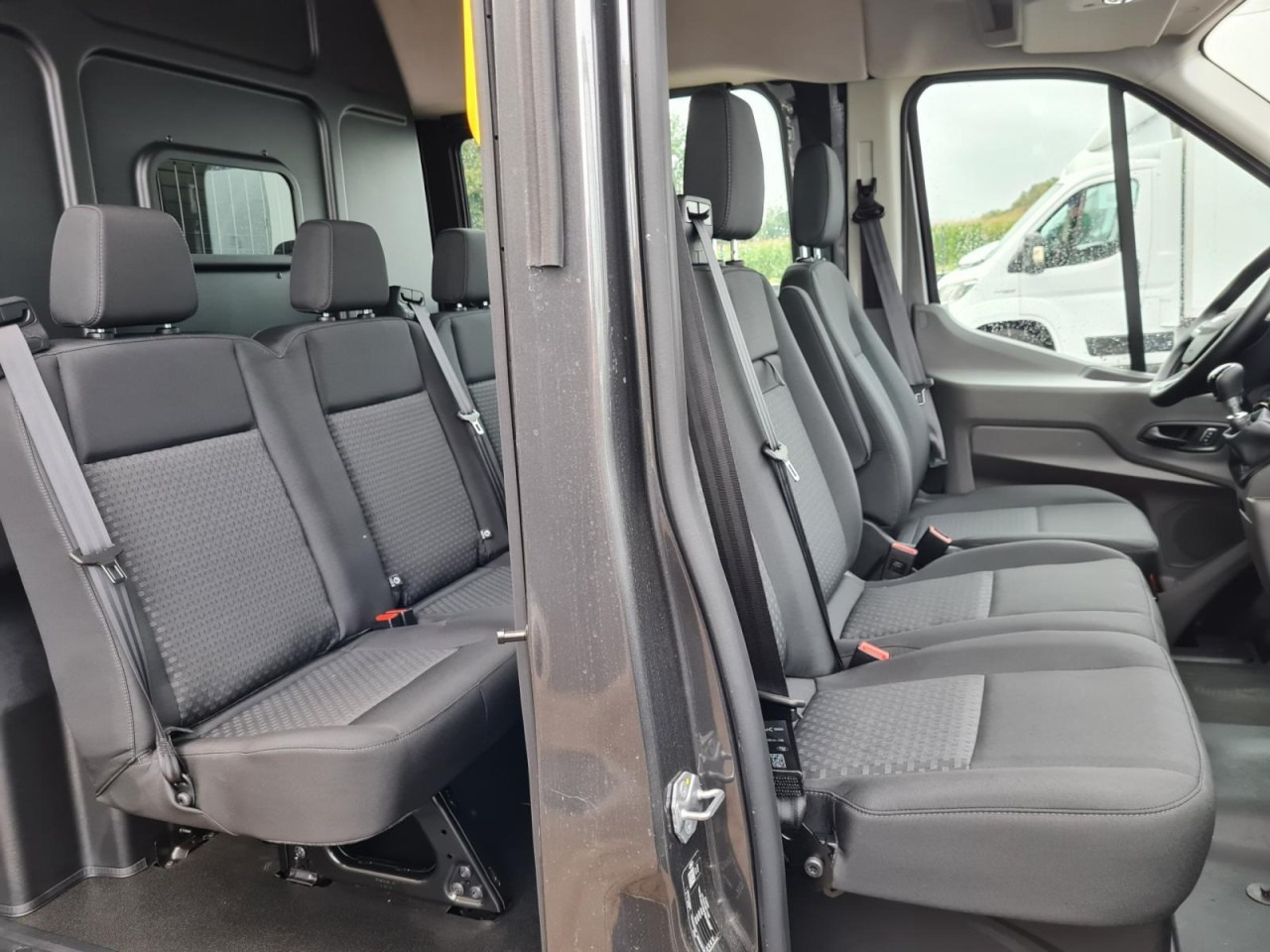 Ford Transit 3,5t Kasten Doka TDCi L3 Trend AHK Kamera - 패널 밴, 콤비 밴 : 사진 4 Ford Transit 3,5t Kasten Doka TDCi L3 Trend AHK Kamera - 패널 밴, 콤비 밴 : 사진 4