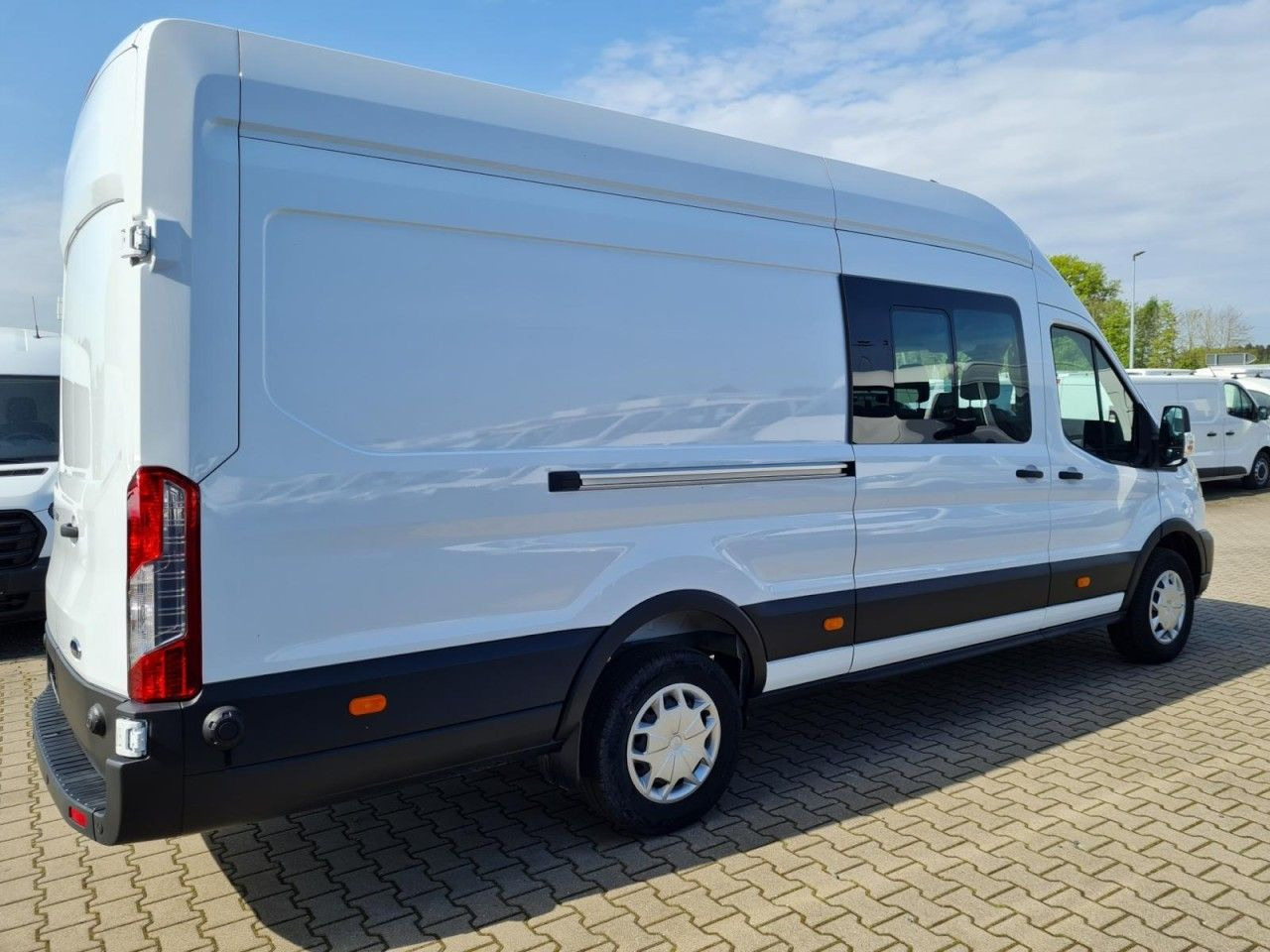 Ford Transit 350 Kasten Doka L4H3 Trend Mixto RWD - 패널 밴, 콤비 밴 : 사진 4 Ford Transit 350 Kasten Doka L4H3 Trend Mixto RWD - 패널 밴, 콤비 밴 : 사진 4