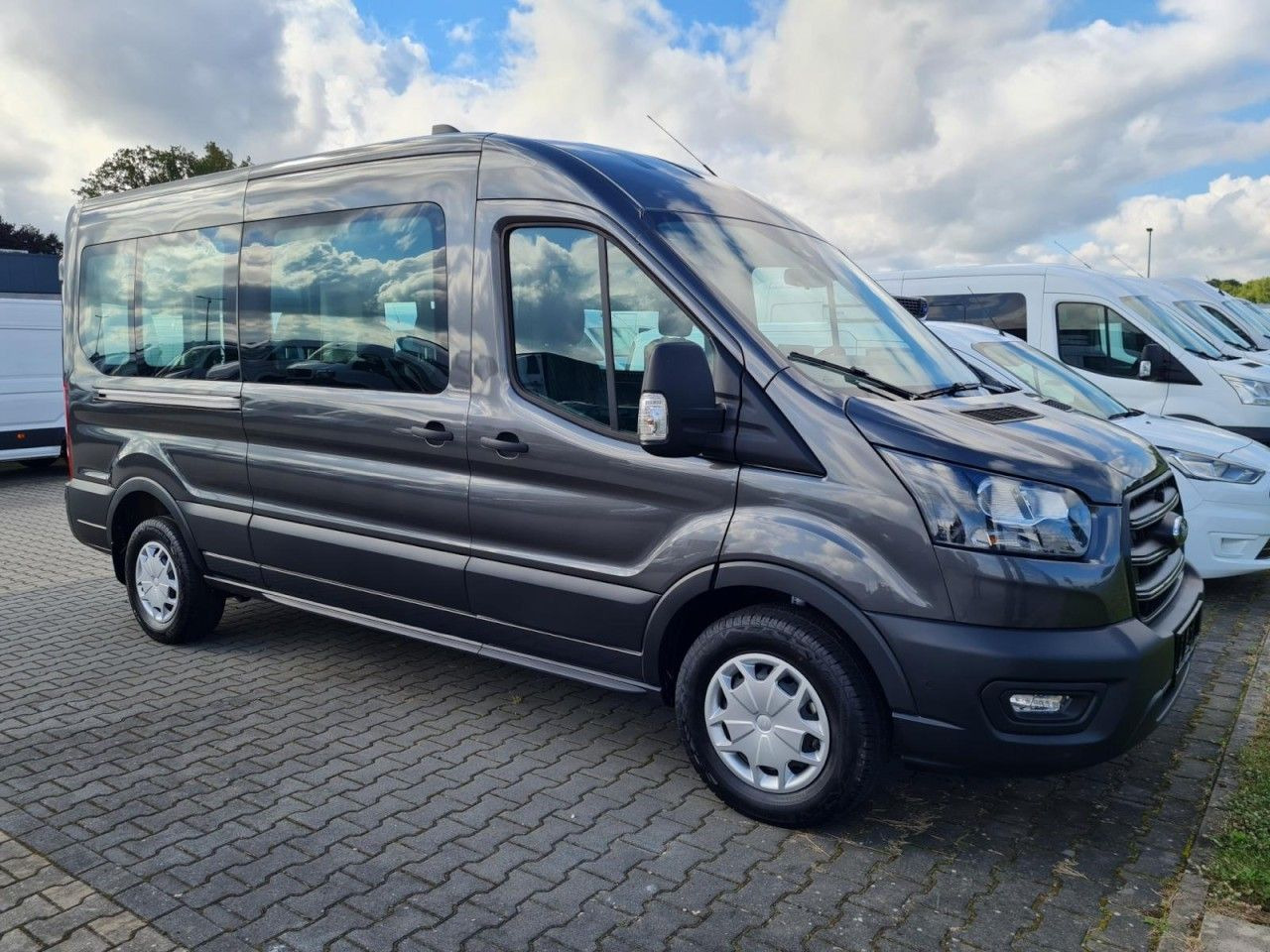 Ford Transit 350 Kombi L3 Trend 8 Sitze KAMERA AHK - 승합차 : 사진 2 Ford Transit 350 Kombi L3 Trend 8 Sitze KAMERA AHK - 승합차 : 사진 2