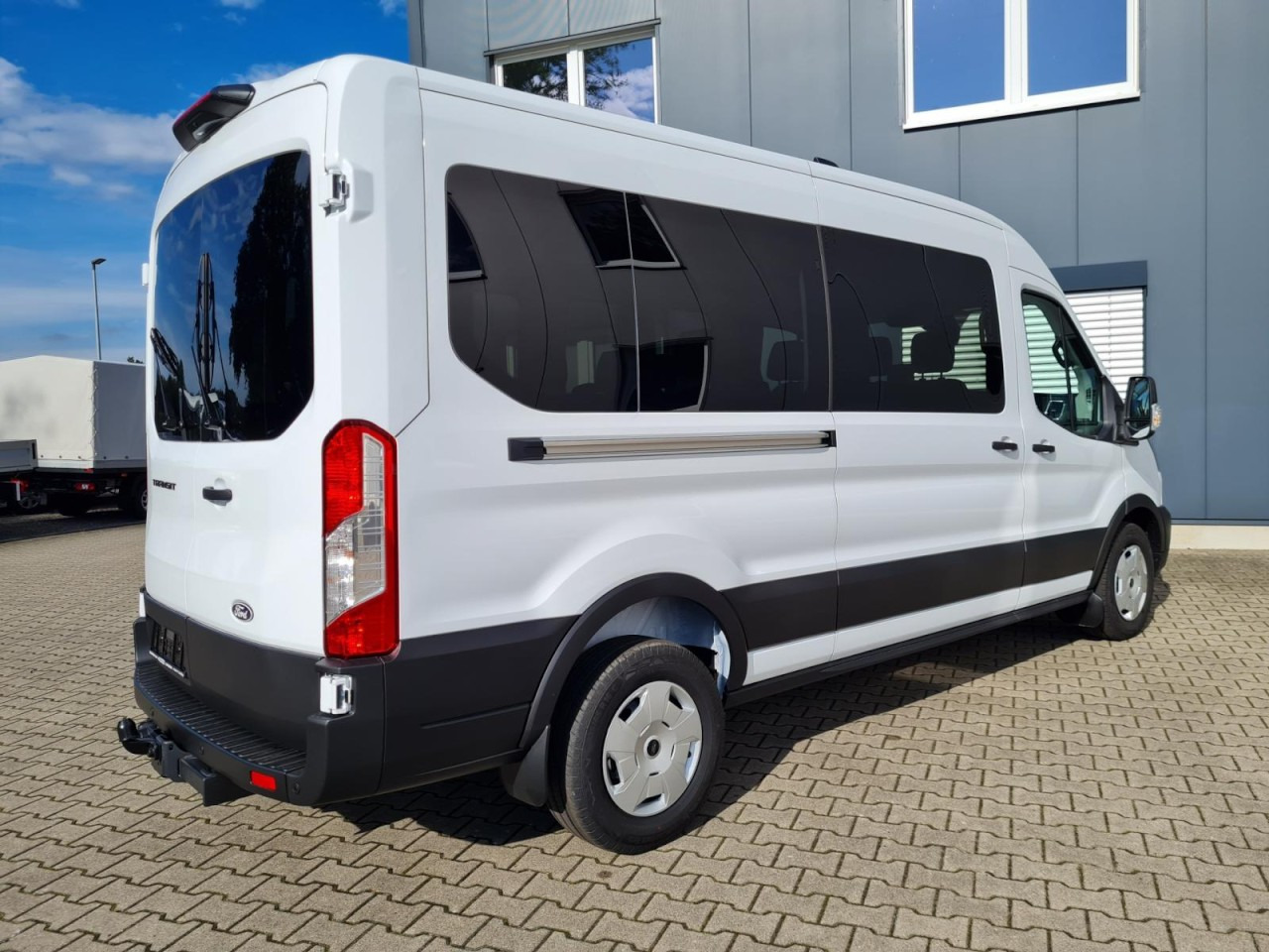 Ford Transit 350 Kombi TDCi L3 Trend 9 Sitzer AUTOMATIK - 콤비 밴 : 사진 4 Ford Transit 350 Kombi TDCi L3 Trend 9 Sitzer AUTOMATIK - 콤비 밴 : 사진 4