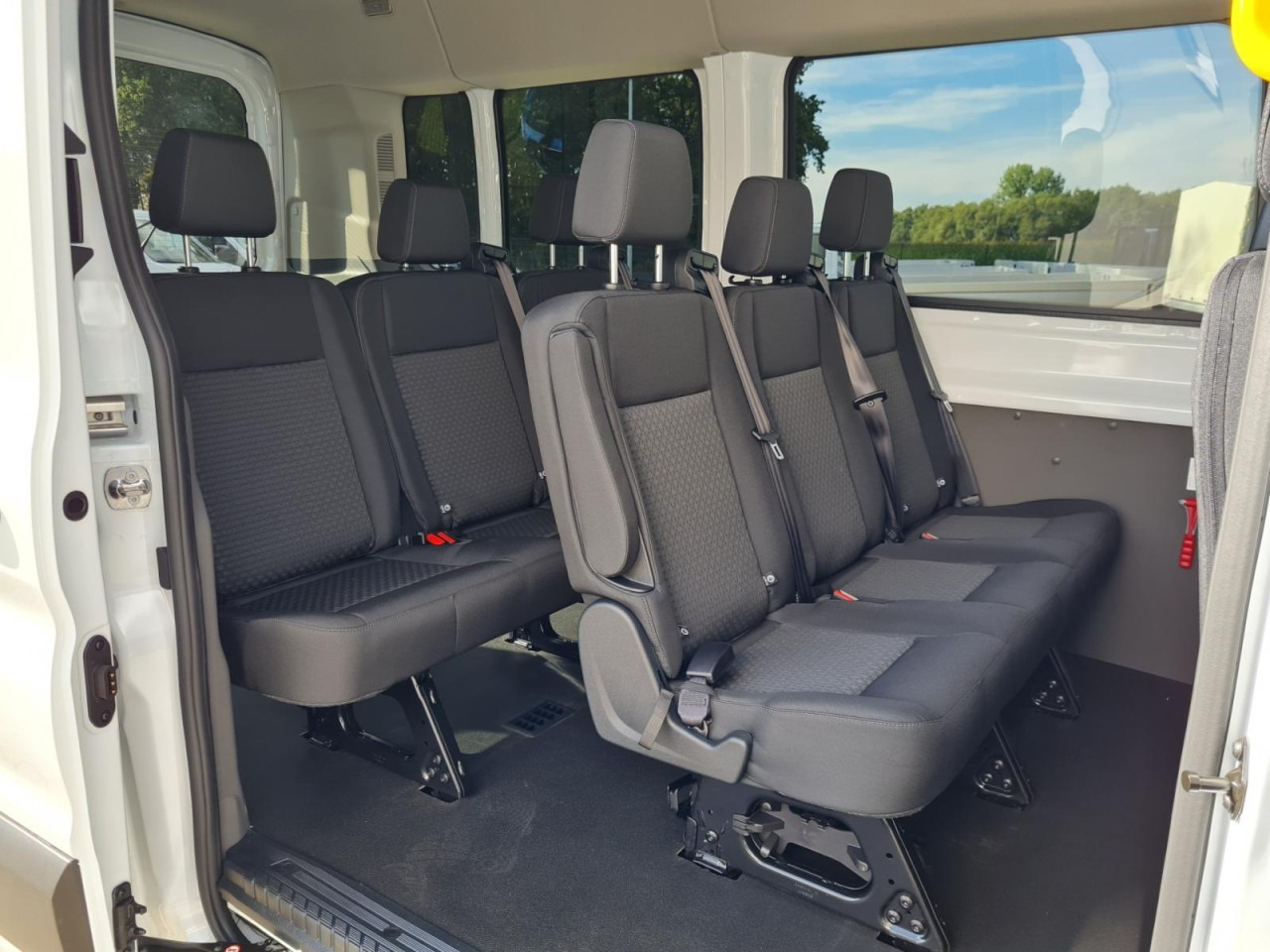 소형 버스, 승합차 Ford Transit 350 Kombi TDCi L3 Trend 9 Sitzer AUTOMATIK : 사진 14 소형 버스, 승합차 Ford Transit 350 Kombi TDCi L3 Trend 9 Sitzer AUTOMATIK : 사진 14