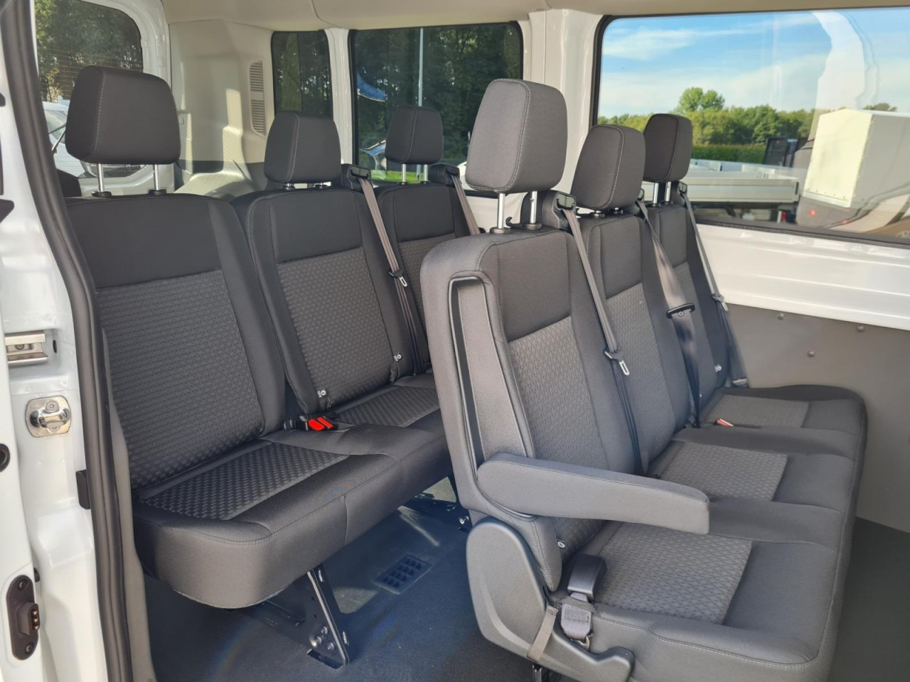 소형 버스, 승합차 Ford Transit 350 Kombi TDCi L3 Trend 9 Sitzer AUTOMATIK : 사진 20 소형 버스, 승합차 Ford Transit 350 Kombi TDCi L3 Trend 9 Sitzer AUTOMATIK : 사진 20