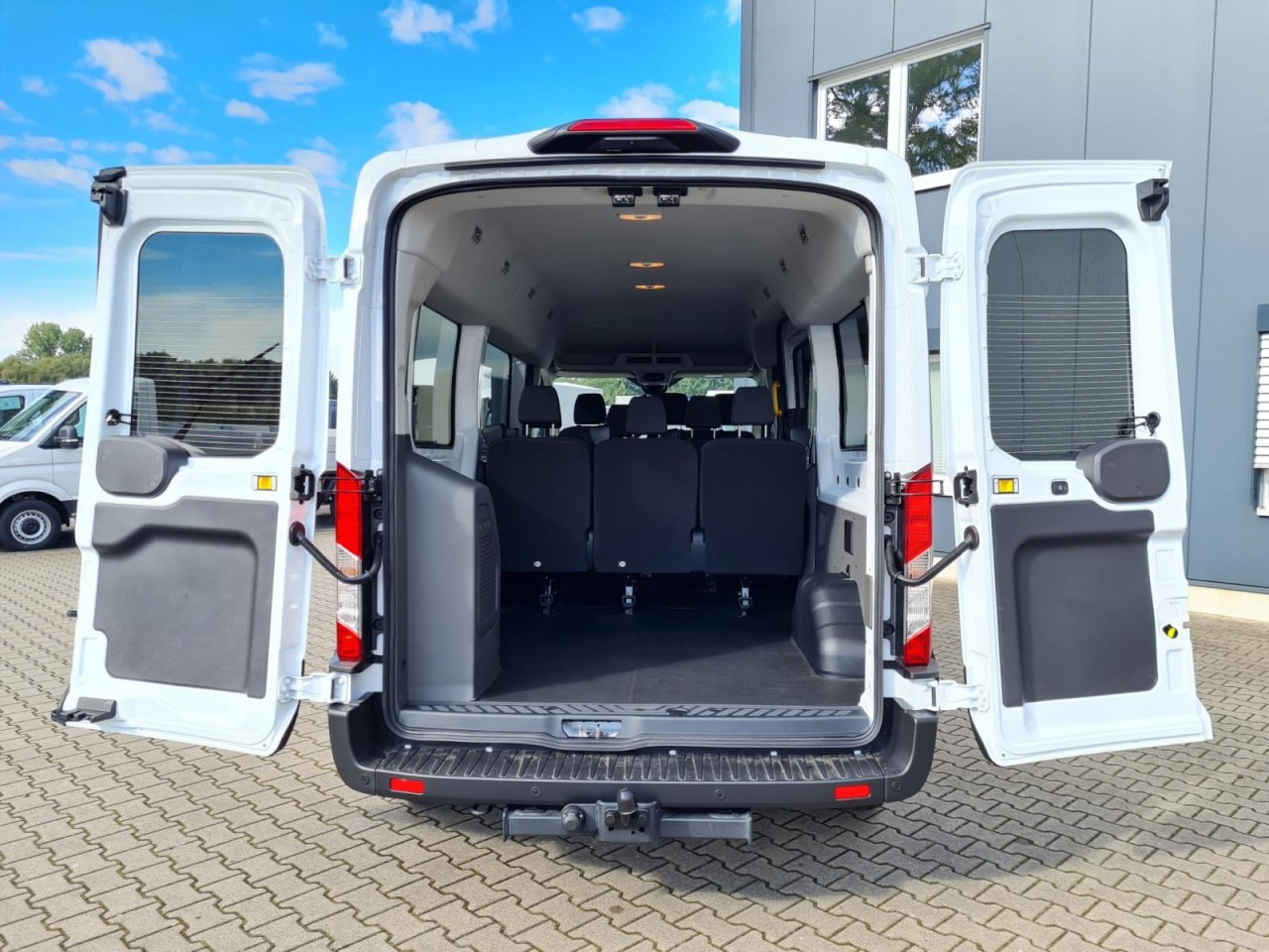 소형 버스, 승합차 Ford Transit 350 Kombi TDCi L3 Trend 9 Sitzer AUTOMATIK : 사진 7 소형 버스, 승합차 Ford Transit 350 Kombi TDCi L3 Trend 9 Sitzer AUTOMATIK : 사진 7