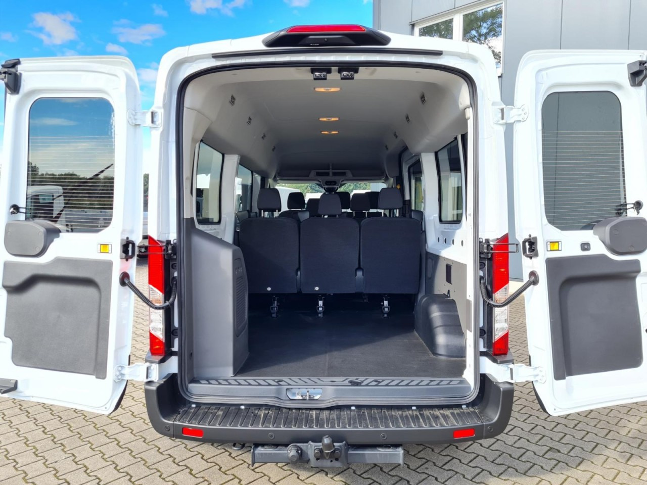 Ford Transit 350 Kombi TDCi L3 Trend 9 Sitzer AUTOMATIK - 소형 버스, 승합차 : 사진 5 Ford Transit 350 Kombi TDCi L3 Trend 9 Sitzer AUTOMATIK - 소형 버스, 승합차 : 사진 5