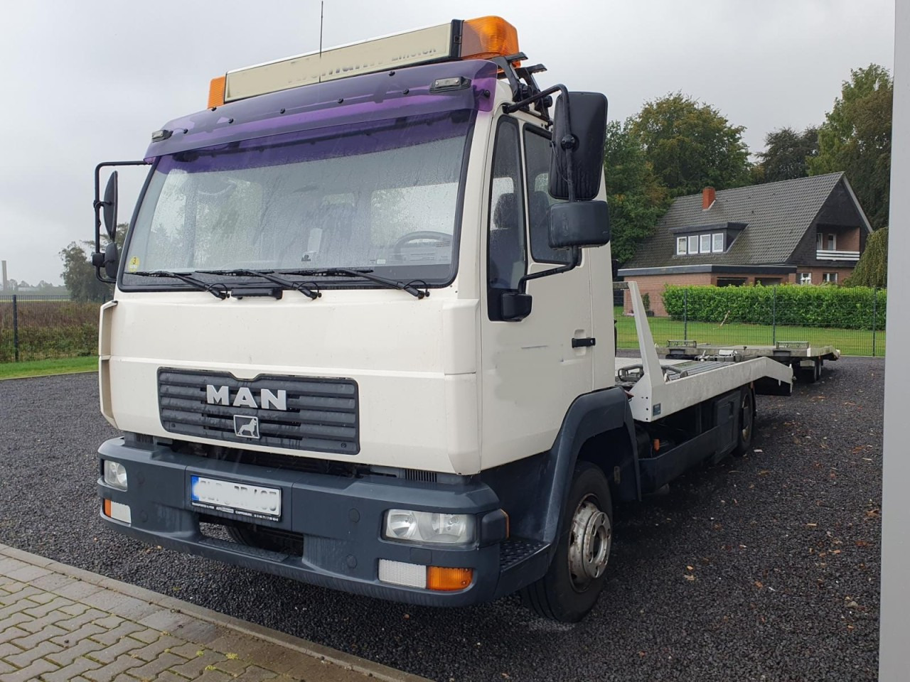 Man LE 8.180 Autotransporter evtl. mit Anhänger - 자동 운반 장치 트럭 : 사진 2 Man LE 8.180 Autotransporter evtl. mit Anhänger - 자동 운반 장치 트럭 : 사진 2