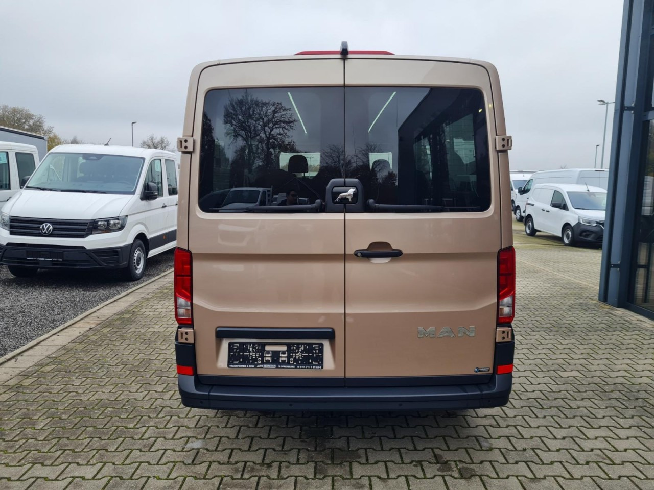 Man TGE 3.180 TDi Kombi 9 Sitze ALU KAMERA LED LEDER Sonderumbau - 소형 버스, 승합차 : 사진 5 Man TGE 3.180 TDi Kombi 9 Sitze ALU KAMERA LED LEDER Sonderumbau - 소형 버스, 승합차 : 사진 5