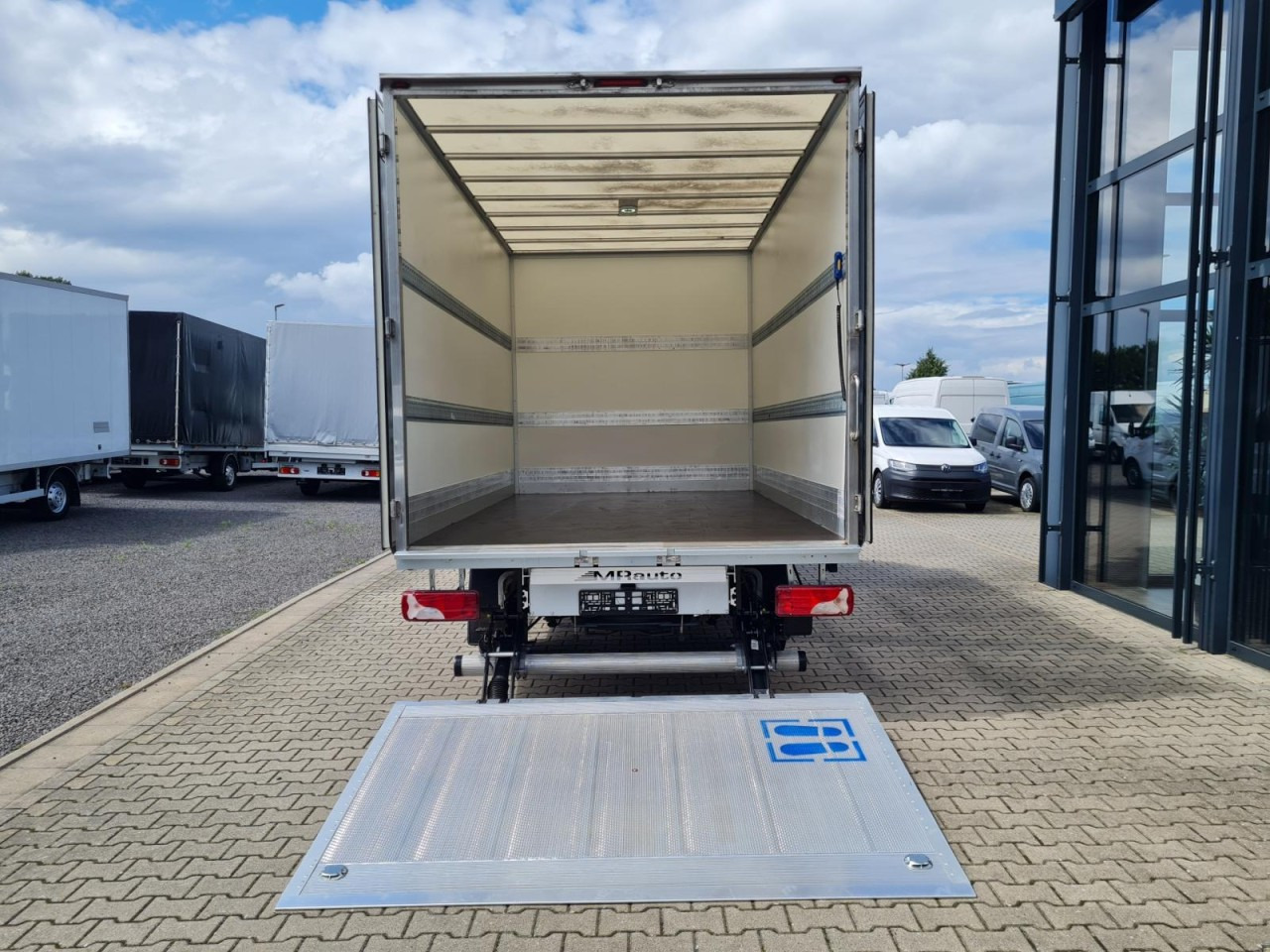 Mercedes-Benz Sprinter 315 CDI Koffer LBW RWD KLIMA TEMPOMAT - 박스 밴 : 사진 5 Mercedes-Benz Sprinter 315 CDI Koffer LBW RWD KLIMA TEMPOMAT - 박스 밴 : 사진 5