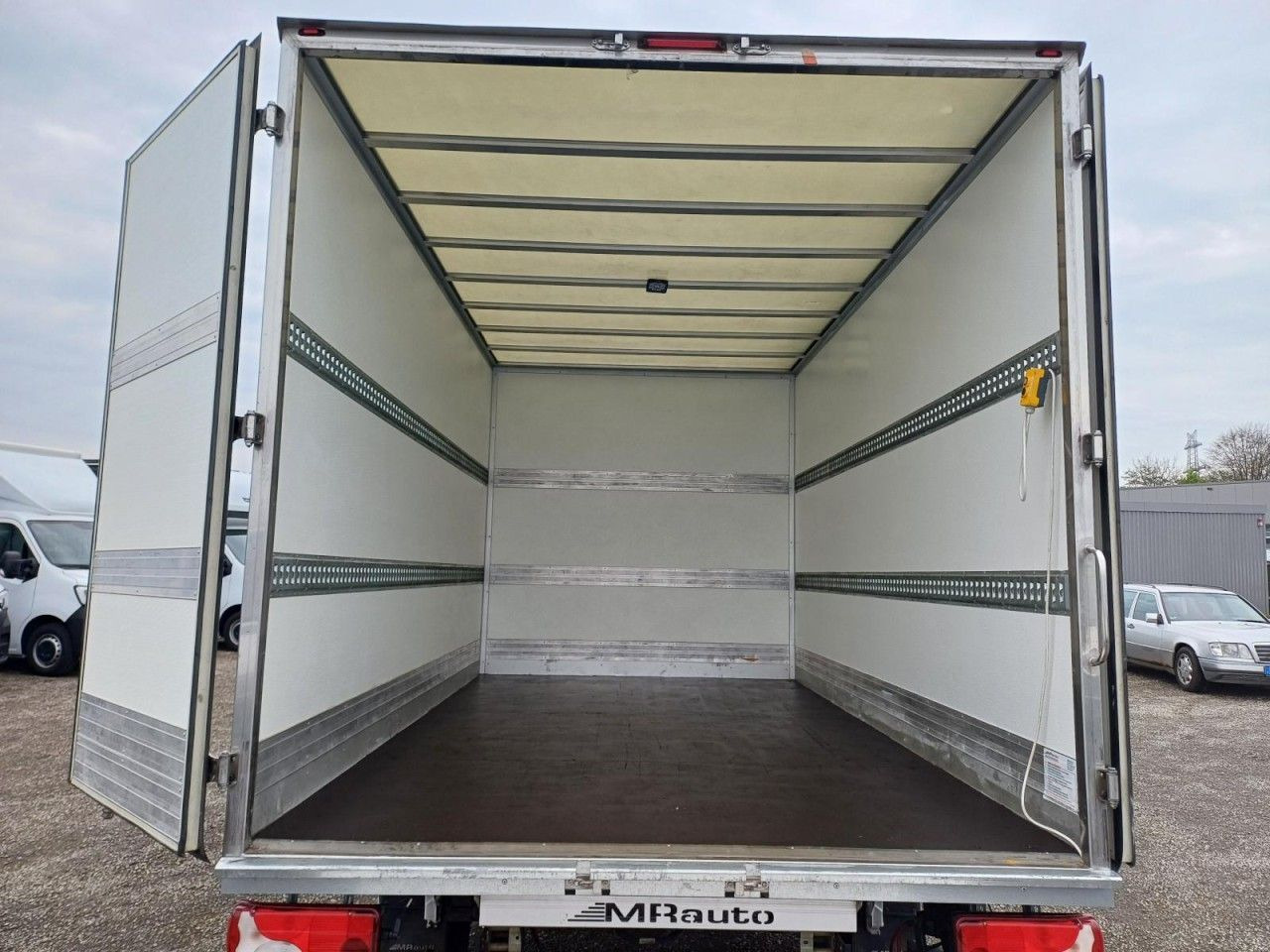 Mercedes-Benz Sprinter 315 CDi RWD Koffer LBW KLIMA TEMPOMAT - 박스 밴 : 사진 5 Mercedes-Benz Sprinter 315 CDi RWD Koffer LBW KLIMA TEMPOMAT - 박스 밴 : 사진 5