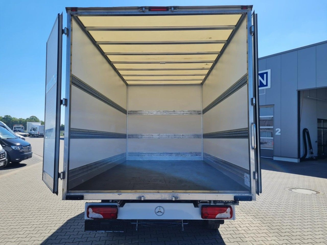 Mercedes-Benz Sprinter 315 Möbel Koffer RWD KLIMA KOMFORT TEMP - 박스 밴 : 사진 5 Mercedes-Benz Sprinter 315 Möbel Koffer RWD KLIMA KOMFORT TEMP - 박스 밴 : 사진 5