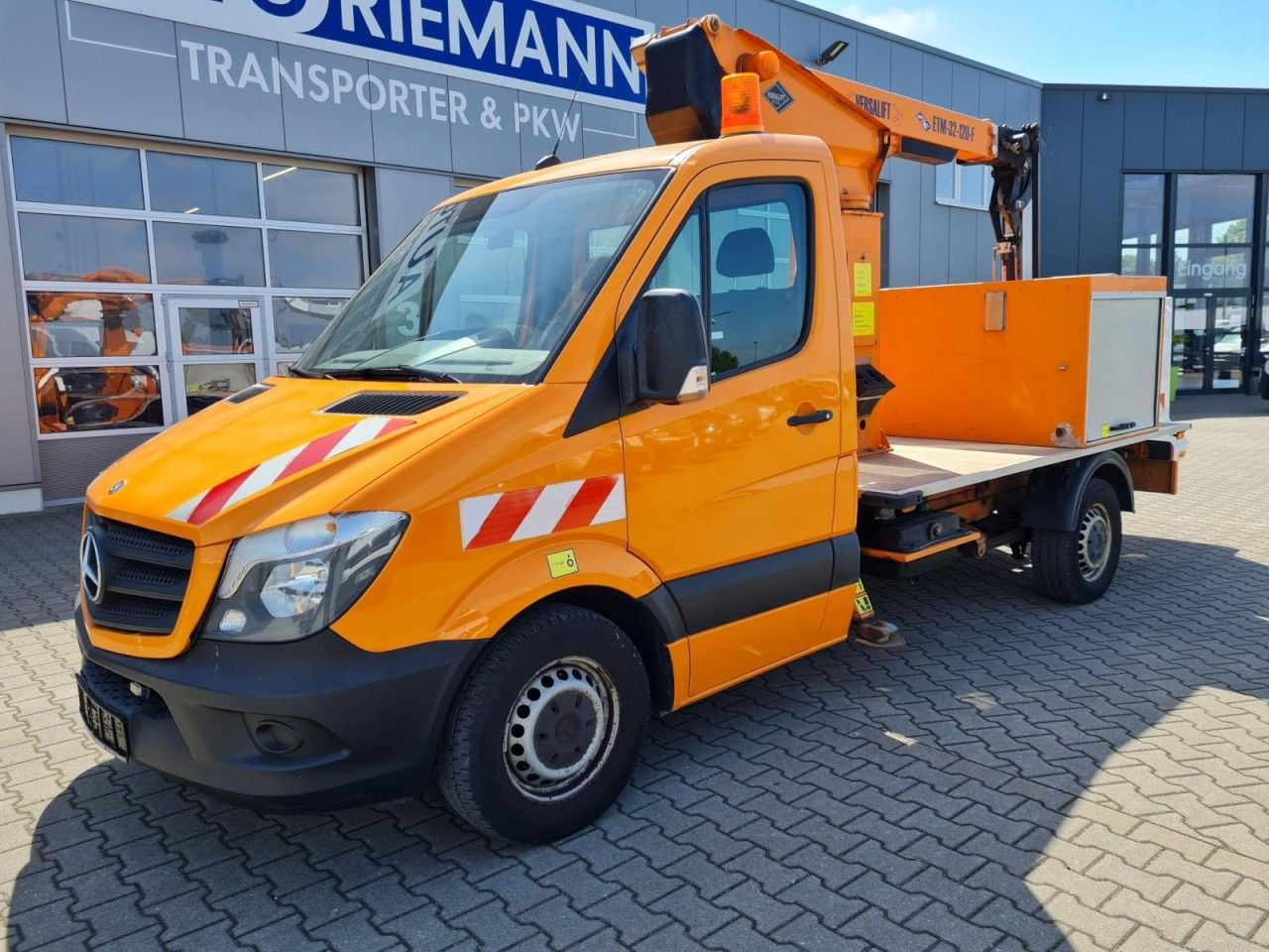 Mercedes-Benz Sprinter 316 CDI Hubarbeitsbühne 12m Korb isolie - 트럭 탑재 고가작업 플랫폼 : 사진 2 Mercedes-Benz Sprinter 316 CDI Hubarbeitsbühne 12m Korb isolie - 트럭 탑재 고가작업 플랫폼 : 사진 2