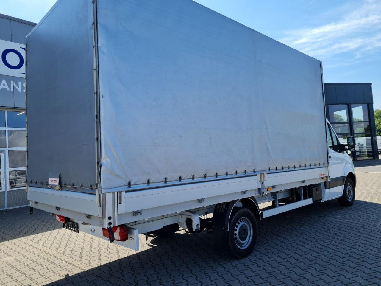Mercedes-Benz Sprinter 317 Pritsche Plane 10 Pal. RWD LED - 커튼 사이드 밴 : 사진 4 Mercedes-Benz Sprinter 317 Pritsche Plane 10 Pal. RWD LED - 커튼 사이드 밴 : 사진 4