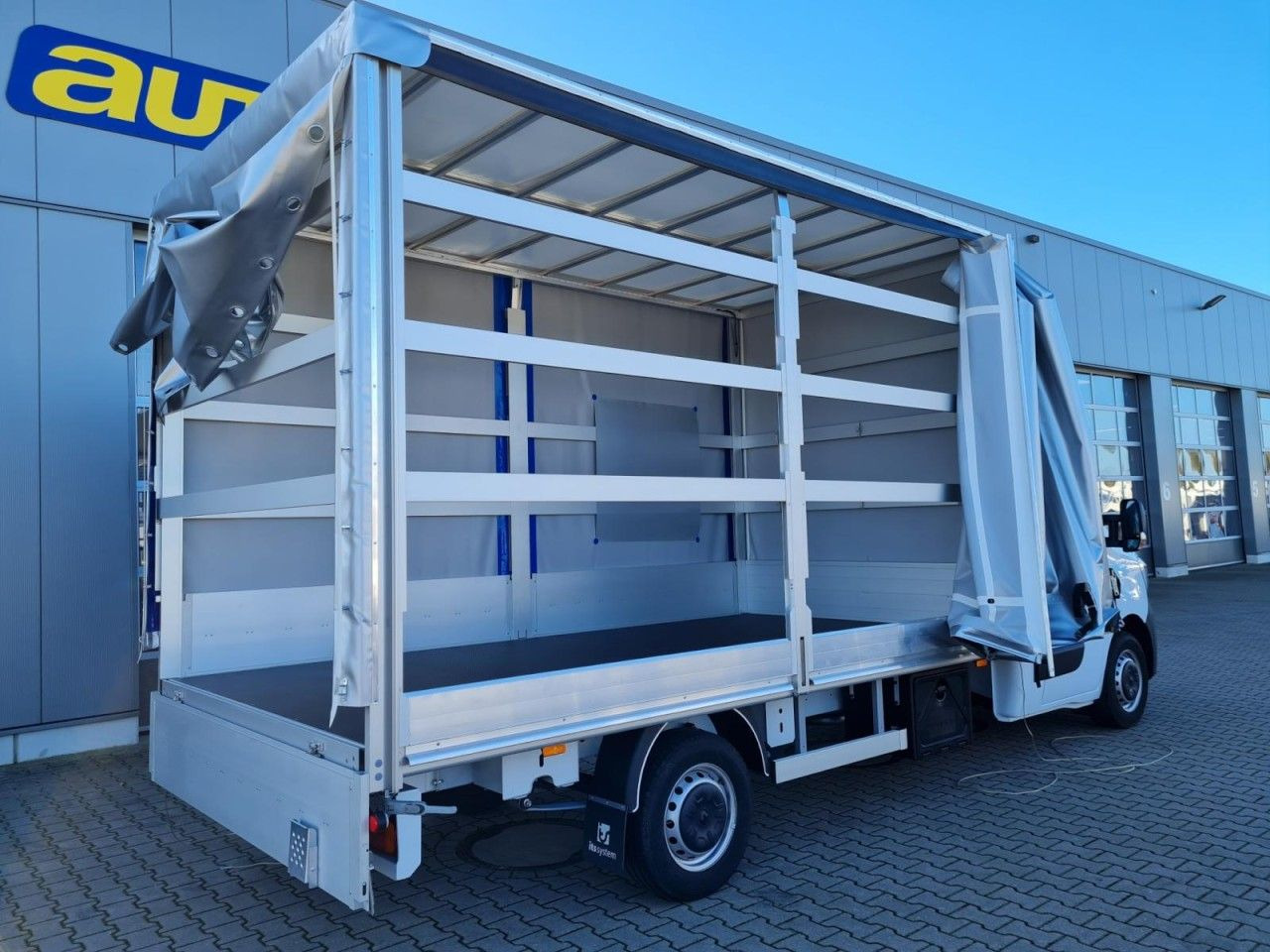 Renault Master 3,5t Pritsche L3 Schiebeplane ERGO TEMPOM - 커튼 사이드 밴 : 사진 5 Renault Master 3,5t Pritsche L3 Schiebeplane ERGO TEMPOM - 커튼 사이드 밴 : 사진 5