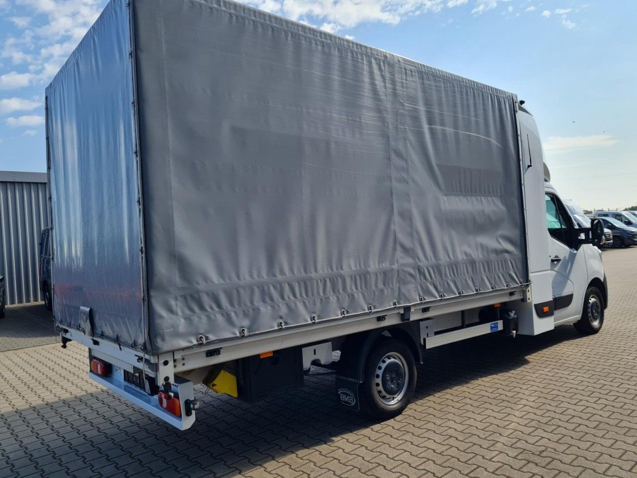 Renault Master 3,5t Pritsche Plane Schlafkab. dCi 160 - 커튼 사이드 밴 : 사진 4 Renault Master 3,5t Pritsche Plane Schlafkab. dCi 160 - 커튼 사이드 밴 : 사진 4