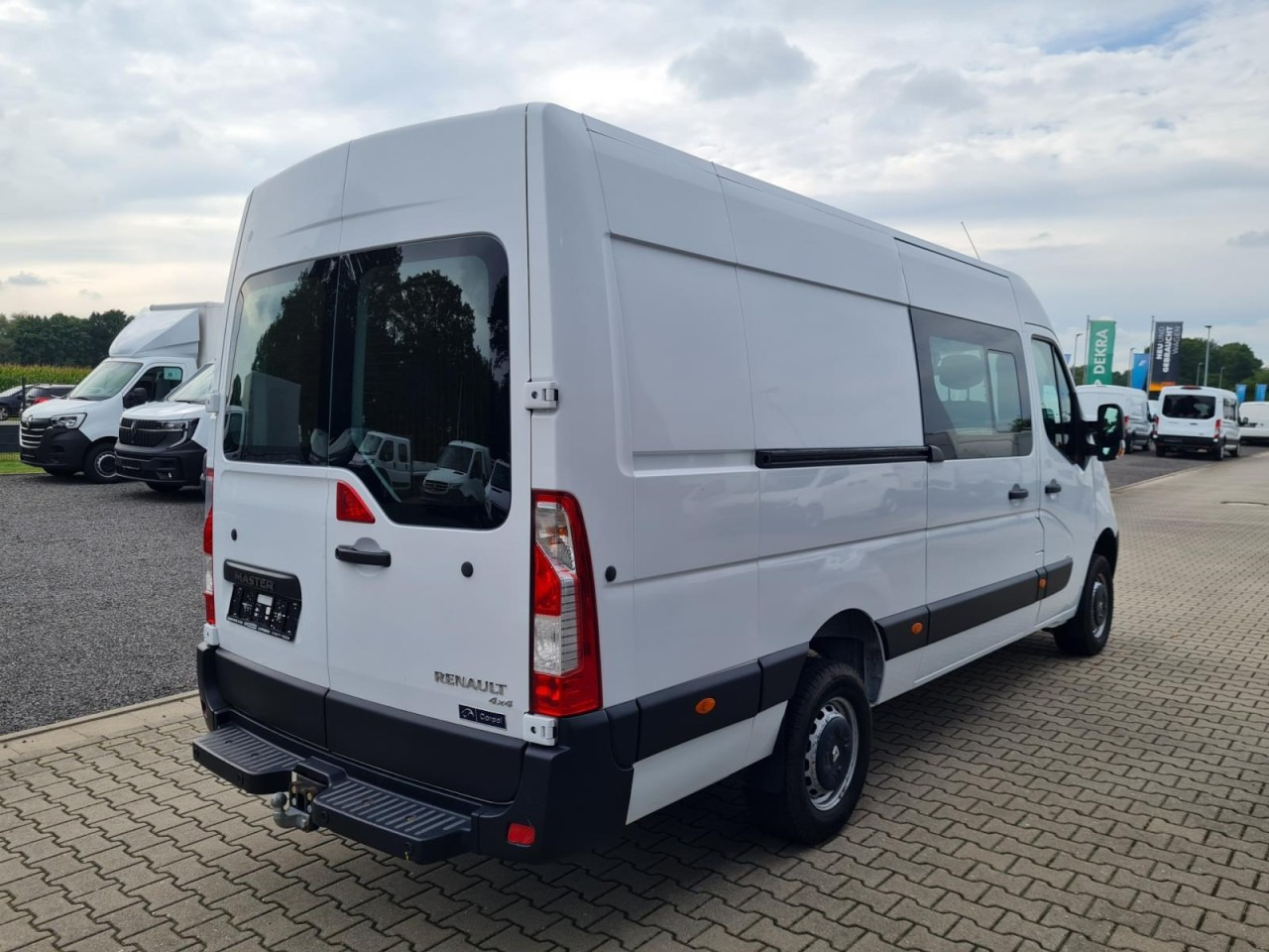 Renault Master 35 Kasten LR Doka 6-Sitze 4x4 Allrad AHK KLIMA PDC - 패널 밴, 콤비 밴 : 사진 4 Renault Master 35 Kasten LR Doka 6-Sitze 4x4 Allrad AHK KLIMA PDC - 패널 밴, 콤비 밴 : 사진 4